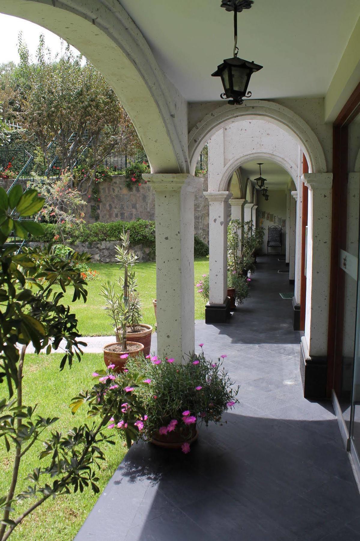 Hotel Boutique Villa Elisa อาเรกิปา ภายนอก รูปภาพ